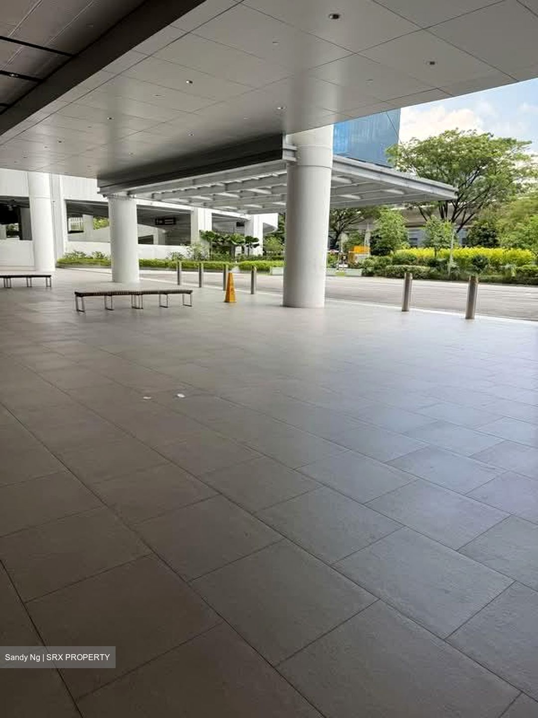Jurong East MRT (D22), Retail #559649331